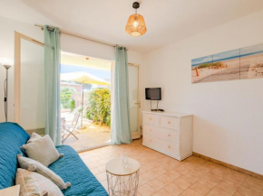 Apartment Les Jardins de la Nartelle Plage by Interhome